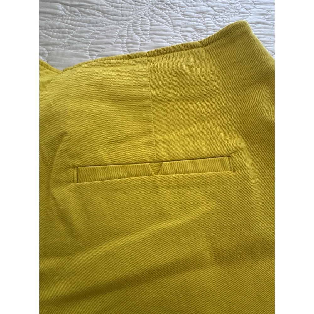 Anthropologie Maeve Schoolbus Yellow Pleated Shorts 6 Petite - Picture 5 of 5